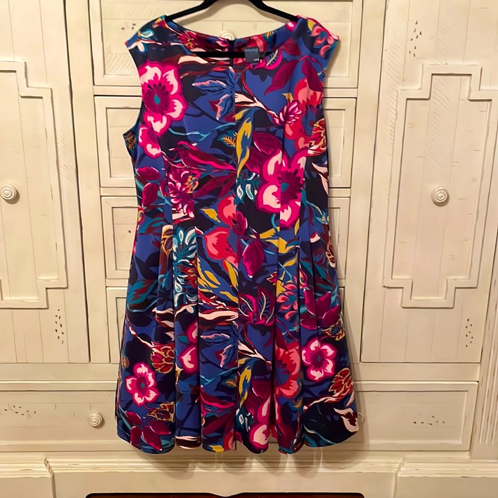 Gabby Skye Dress.  Size 18w